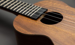 谁为谁流泪歌词是什么意思 谁为谁流泪歌词