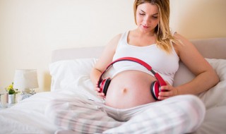 戏中有戏歌词是什么意思 戏中有戏歌词