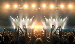 歌词就让我勇敢的闯是什么歌 勇敢的闯歌词