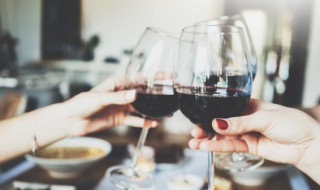 红酒可不可以浇花 红酒能不能浇花