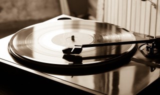 歌词里有九月的歌 九月里歌词