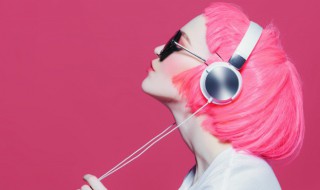 千里难寻是朋友歌曲介绍 千里难寻是朋友是什么歌
