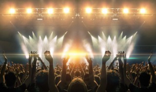 多念一声佛歌曲原唱 多念一声佛歌词