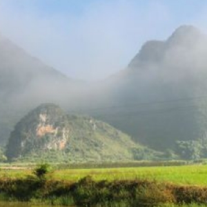 英西峰林