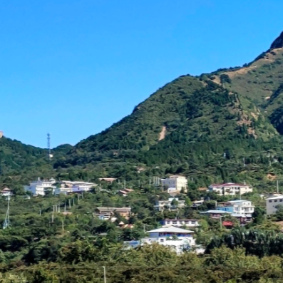 黄崖关村