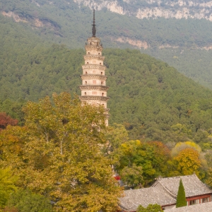 灵岩寺