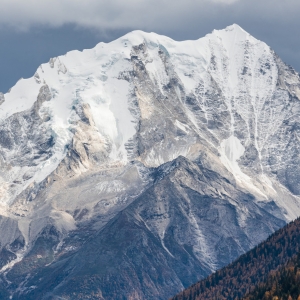 亚拉雪山