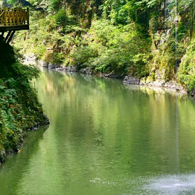 南江大峡谷漂流