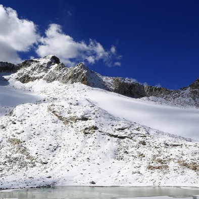 达古冰山