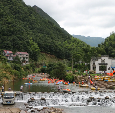 衢州药王山漂流