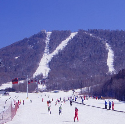 即墨金山滑雪场