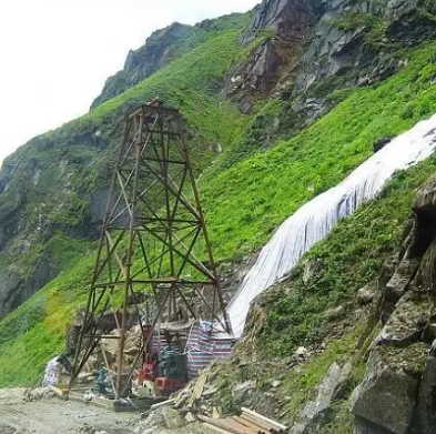 西藏墨脱大地震