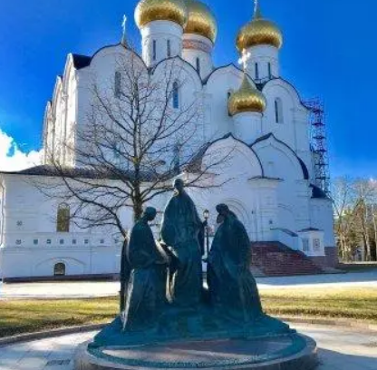 Strelka Fountains