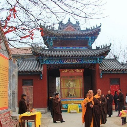 微山湖陵寺