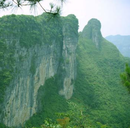 里耶乌龙山