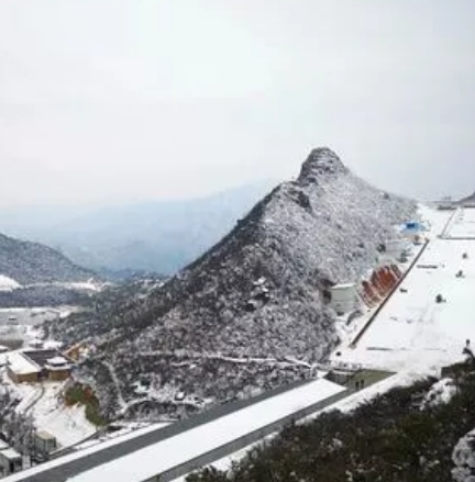 五盖山野外滑雪场