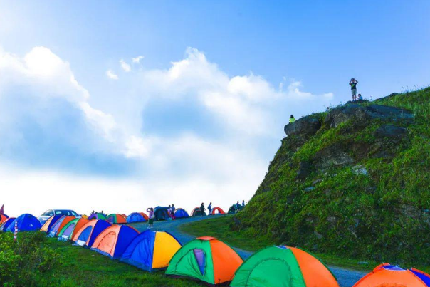 九宫山星光公园露营地