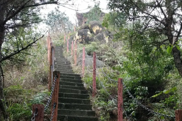 玉清寺尖刀山