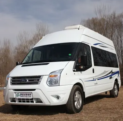 江铃旅居车新全顺C型房车