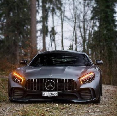 梅赛德斯AMG GT