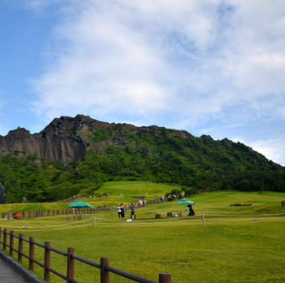 城山日出峰