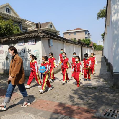 绍兴市上虞区小越街道小学