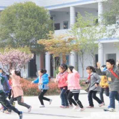 靖江市生祠镇中心小学