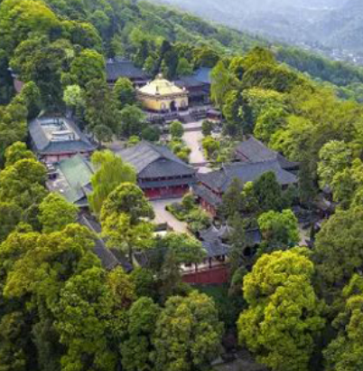 峨眉山万年寺