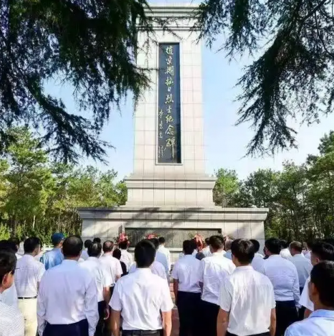 赵家棚抗日烈士陵园