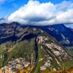 巴山大峡谷