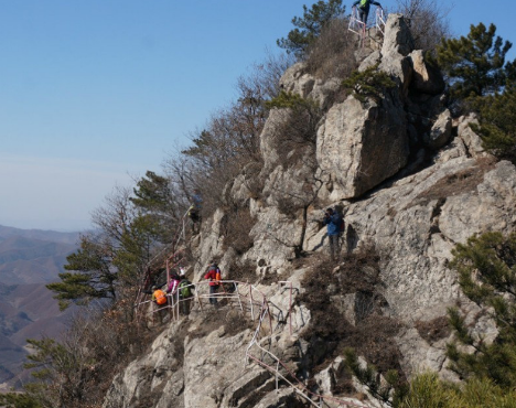 海城白云山