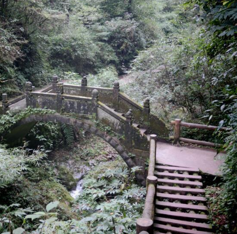 青城山后山