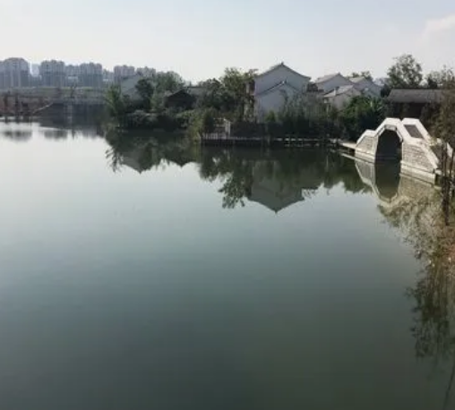 萍水湖湿地公园