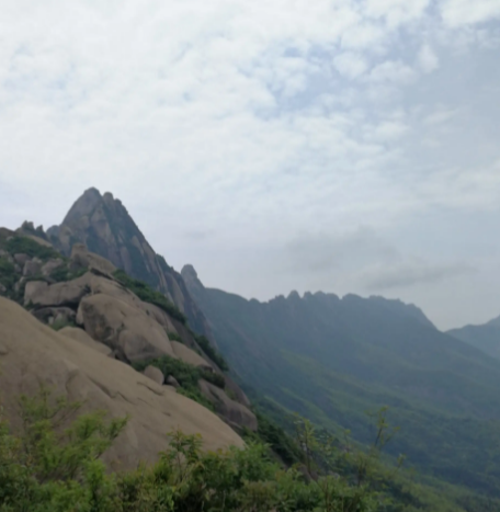 水晶山