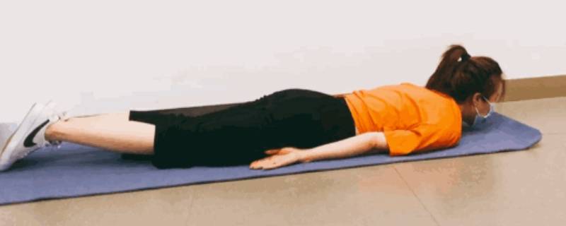仰卧起坐腿部怎么做 俯卧交替腿怎么做