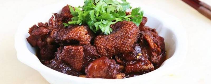 怎样烹饪红烧啤酒鹅才能变得美味 红烧啤酒鹅怎么做好吃窍门