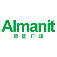 万熠