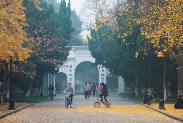 江苏最美的大学排名-江苏十大最美大学校园排行榜