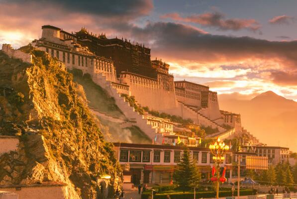 大昭寺上榜(松赞干布建造)-中国藏传佛教十大寺庙