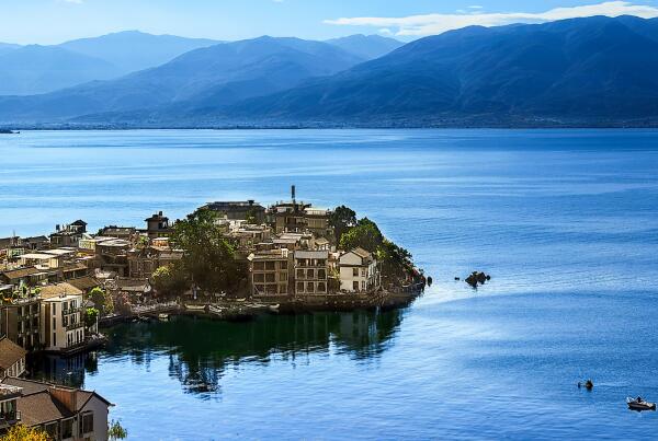 洱海上榜(自然风光好很浪漫)-情侣必去的十大旅游胜地