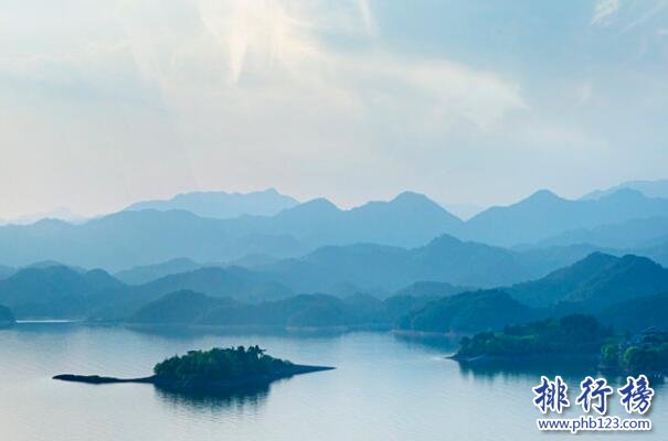 千岛湖上榜(世界三大千岛湖之一)-浙江十大最佳旅游景点