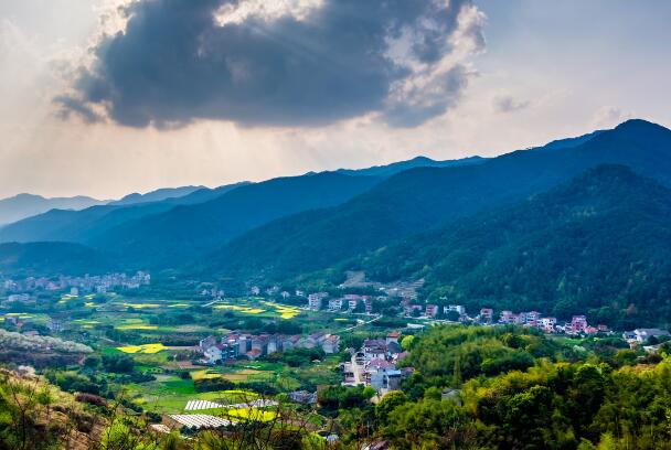 嵊州著名景点-嵊州十大景点排行榜-嵊州十大必去景点排行榜