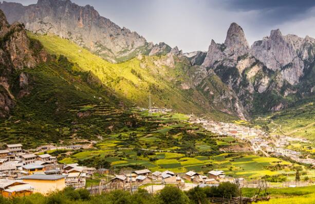 迭部县著名景点-迭部县十大景点排行榜-迭部县十大必去景点排行榜