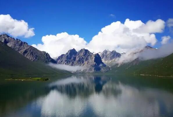 久治县著名景点-果洛久治县十大旅游景点-久治县十大必去景点排行榜