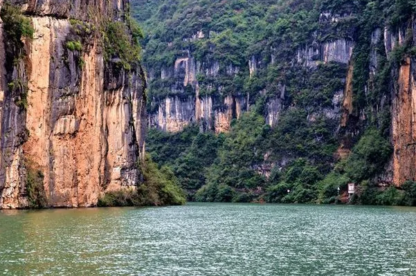 重庆名胜古迹旅游景点排行榜-重庆市十大名胜古迹排行榜