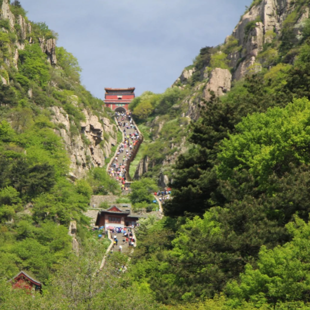 泰山上榜(中国名山之首)-春节期间山东最适合旅游的地方排行榜