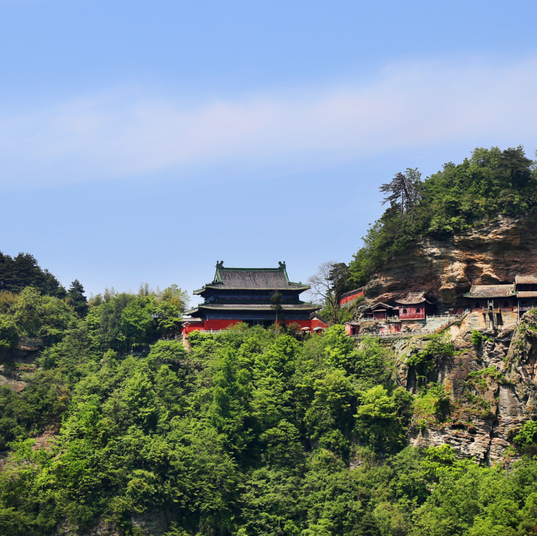 十堰有哪些山可以爬-十堰爬山景点排行榜