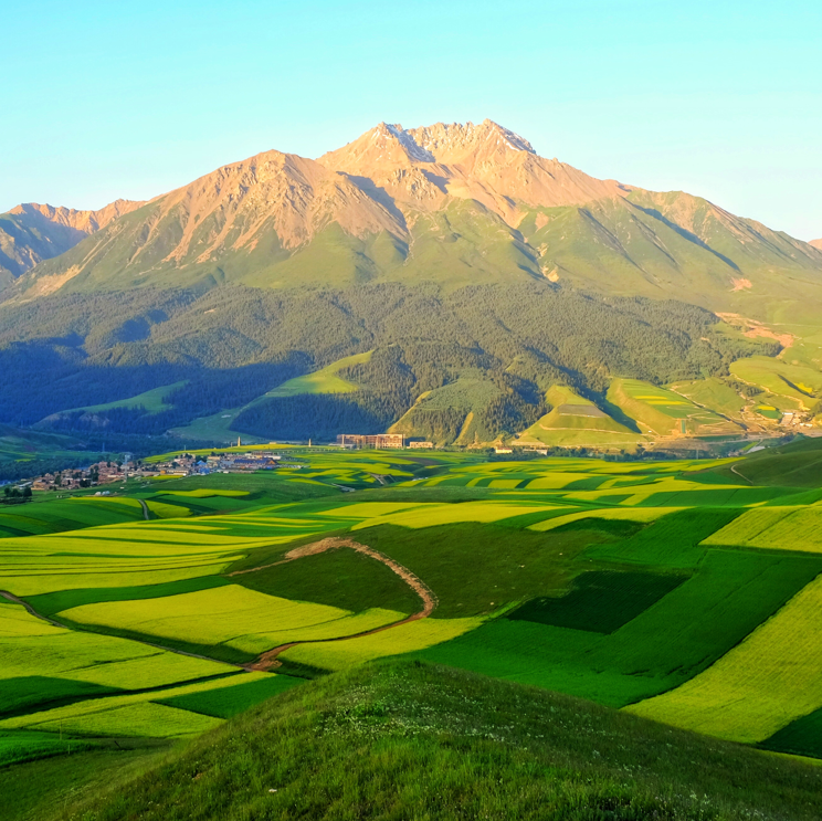 甘肃爬山景点排行榜-甘肃十大登山地排行榜