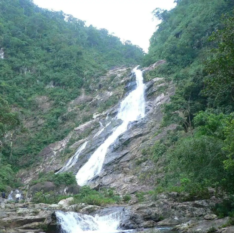 海南有什么著名的山-海南最有名的山排名榜