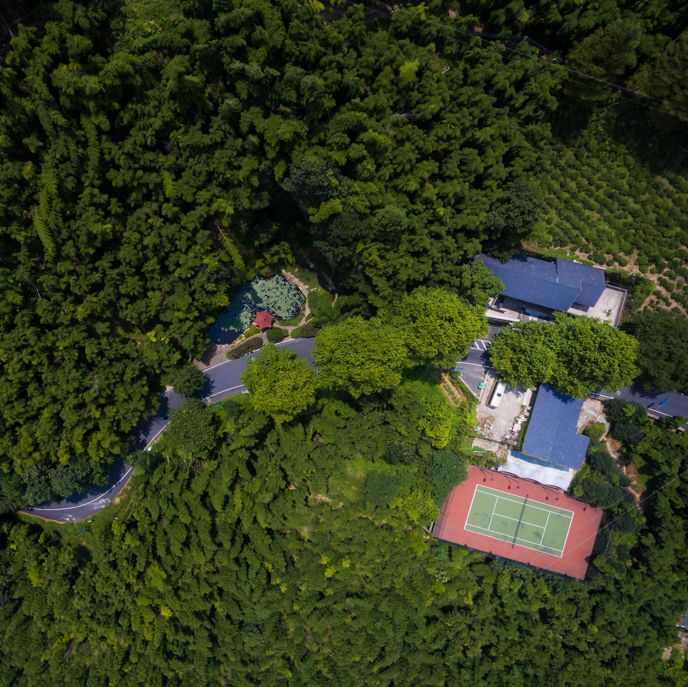 国内适合夏天旅游的地方有哪些-中国夏天旅游必去十大景点排行榜